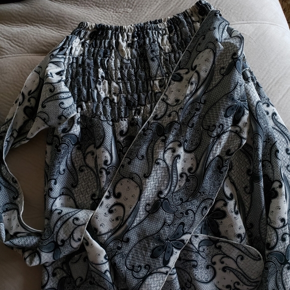 Topless Front Bow Tied-up Batik-Printed Dress - Picture 3 of 4